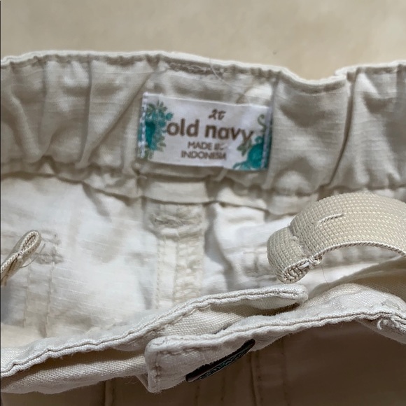 🌻3/$25🌻 OLD NAVY CHINO SHORTS - Picture 3 of 5